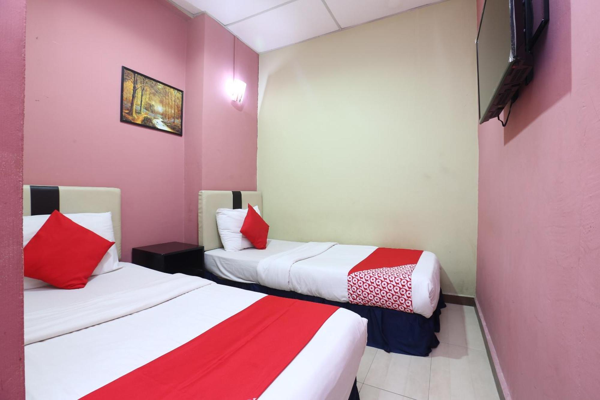 โอโย 89588 เดสตินี ริเวอร์ไซด์ โฮเต็ล Hotel โกตาบารู ภายนอก รูปภาพ