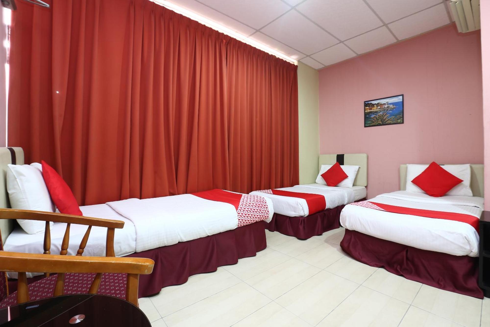 โอโย 89588 เดสตินี ริเวอร์ไซด์ โฮเต็ล Hotel โกตาบารู ภายนอก รูปภาพ