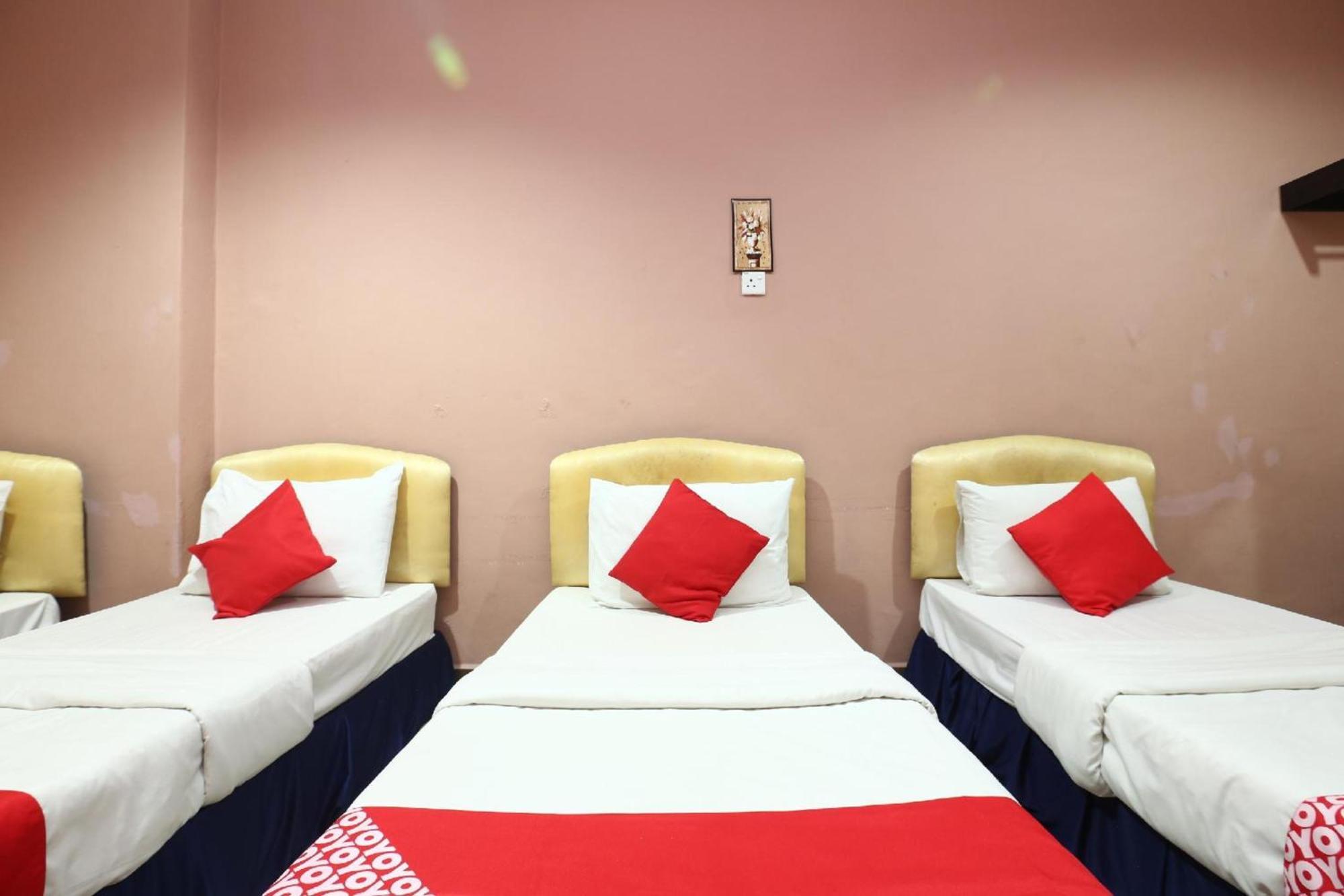 โอโย 89588 เดสตินี ริเวอร์ไซด์ โฮเต็ล Hotel โกตาบารู ภายนอก รูปภาพ