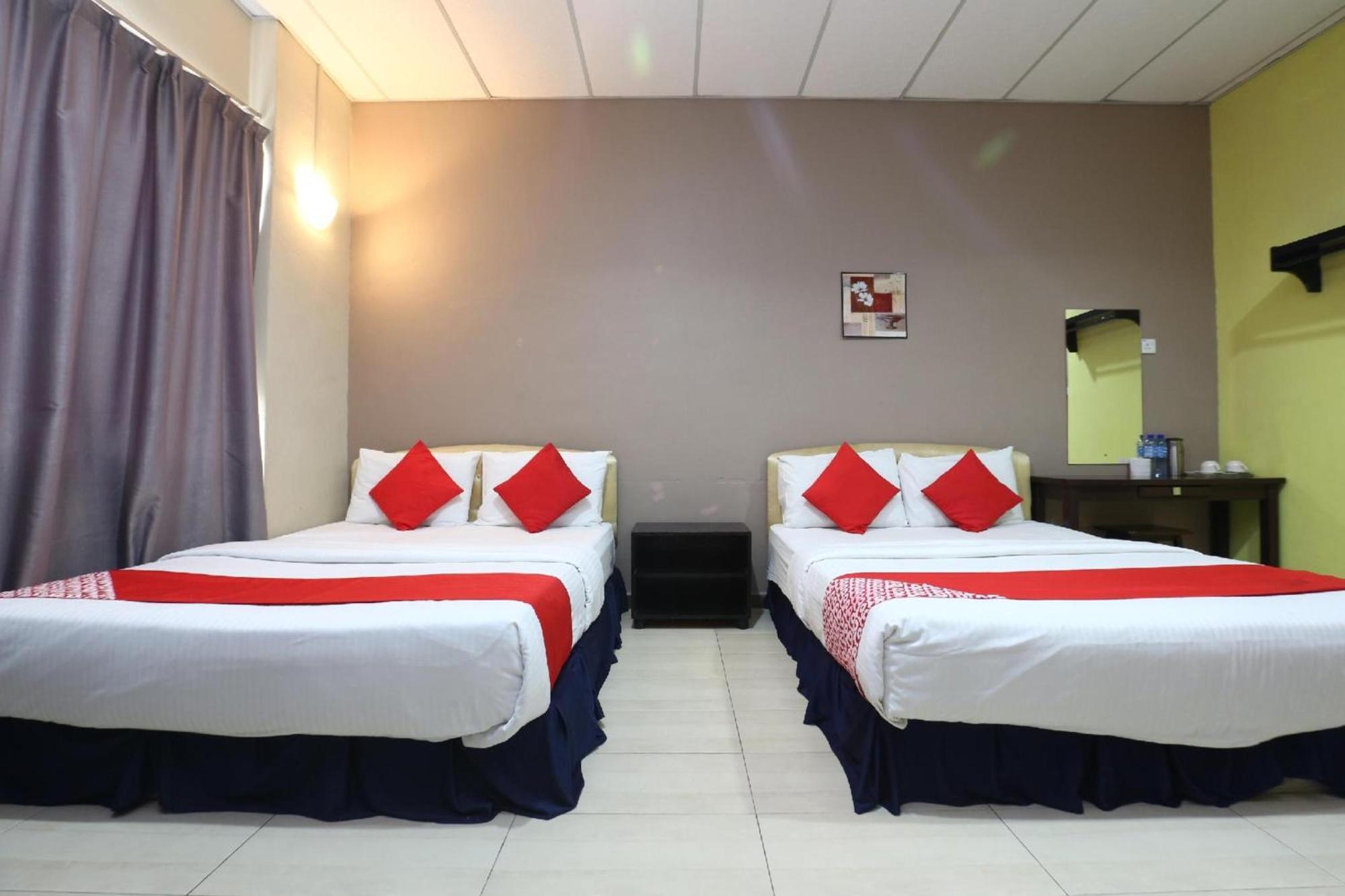 โอโย 89588 เดสตินี ริเวอร์ไซด์ โฮเต็ล Hotel โกตาบารู ภายนอก รูปภาพ