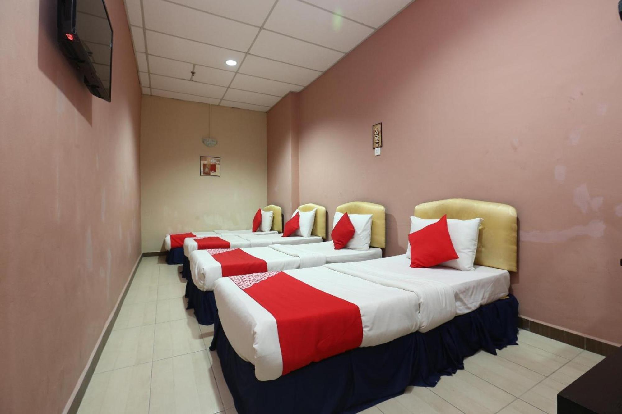 โอโย 89588 เดสตินี ริเวอร์ไซด์ โฮเต็ล Hotel โกตาบารู ภายนอก รูปภาพ