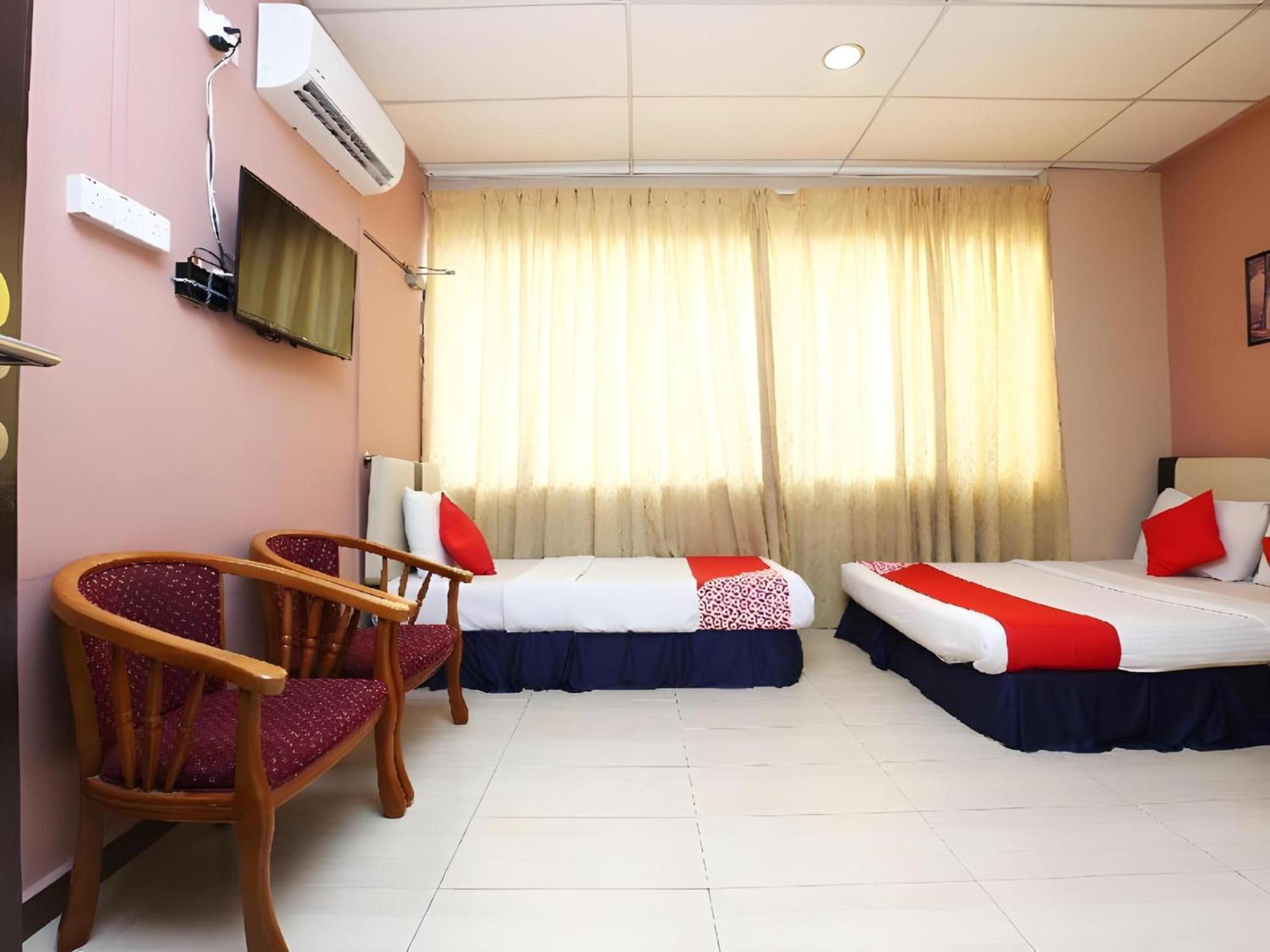 โอโย 89588 เดสตินี ริเวอร์ไซด์ โฮเต็ล Hotel โกตาบารู ภายนอก รูปภาพ