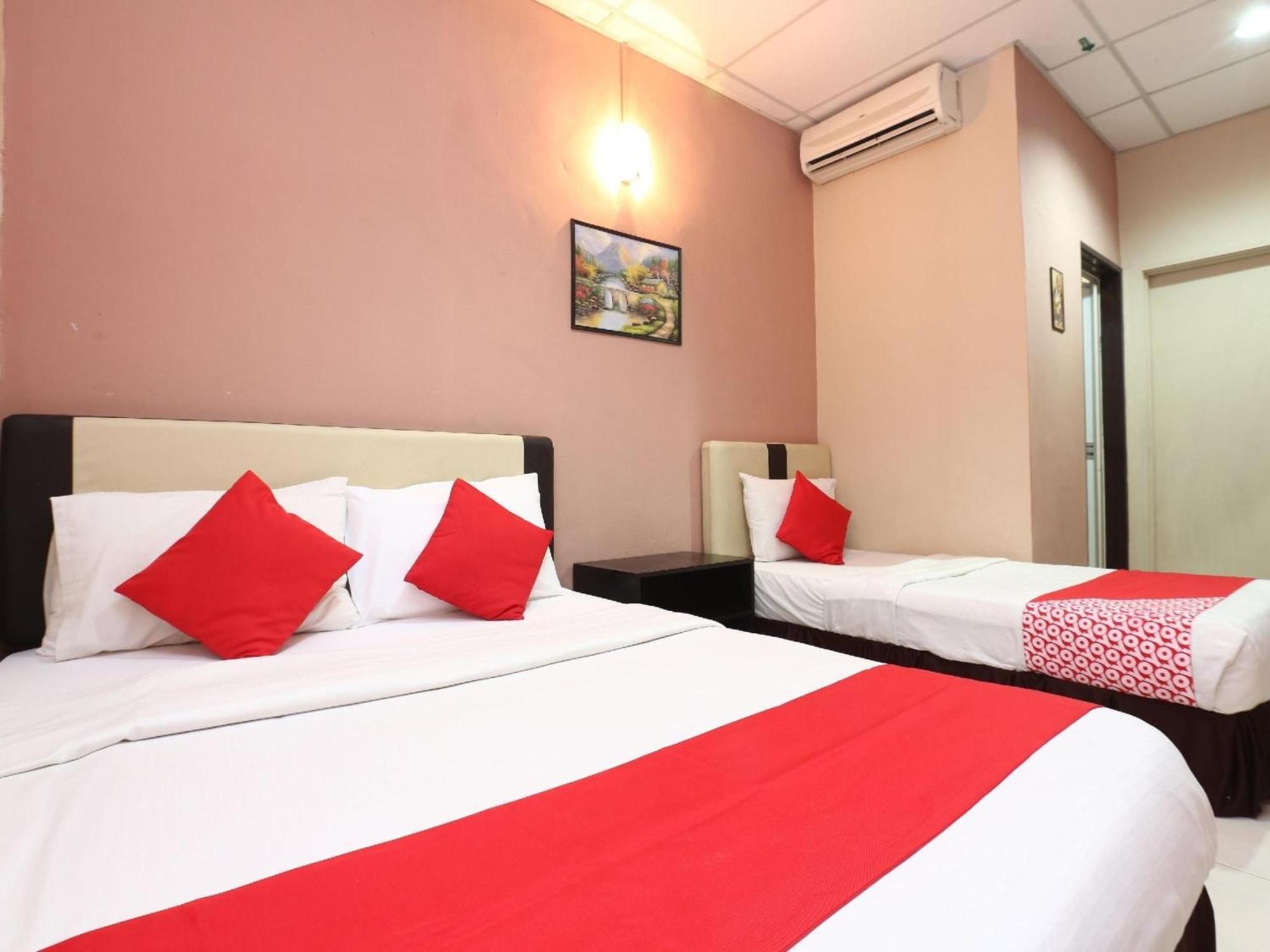 โอโย 89588 เดสตินี ริเวอร์ไซด์ โฮเต็ล Hotel โกตาบารู ภายนอก รูปภาพ
