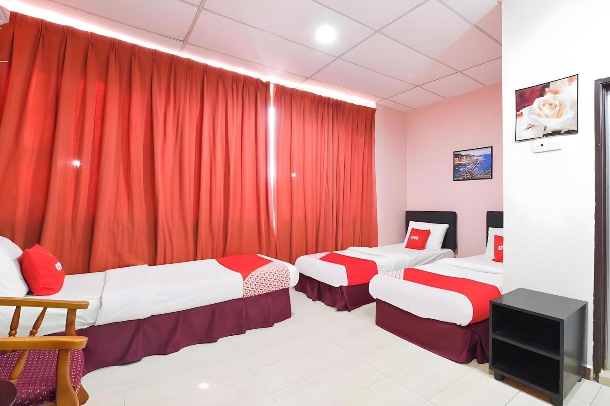 โอโย 89588 เดสตินี ริเวอร์ไซด์ โฮเต็ล Hotel โกตาบารู ภายนอก รูปภาพ