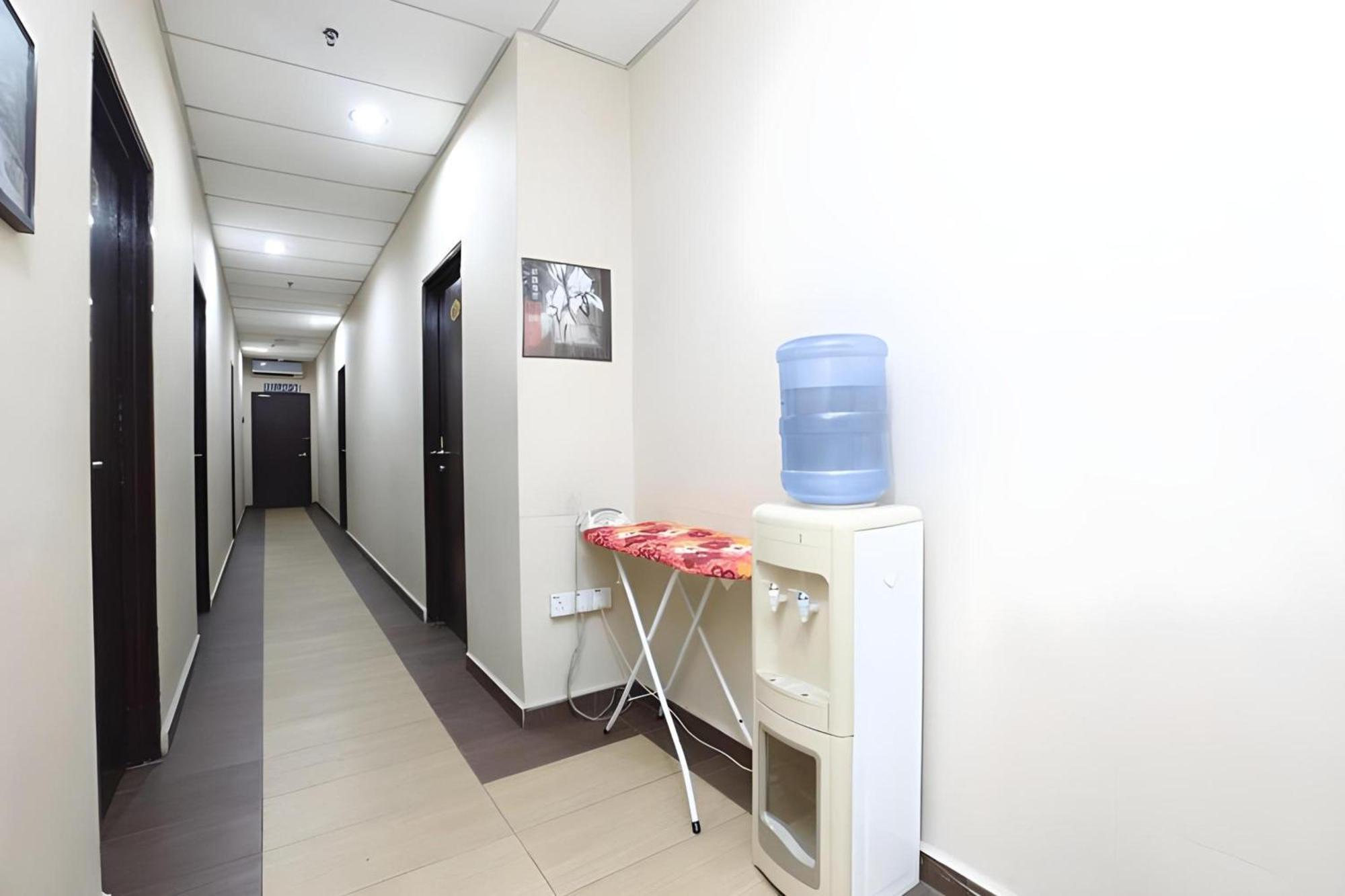 โอโย 89588 เดสตินี ริเวอร์ไซด์ โฮเต็ล Hotel โกตาบารู ภายนอก รูปภาพ