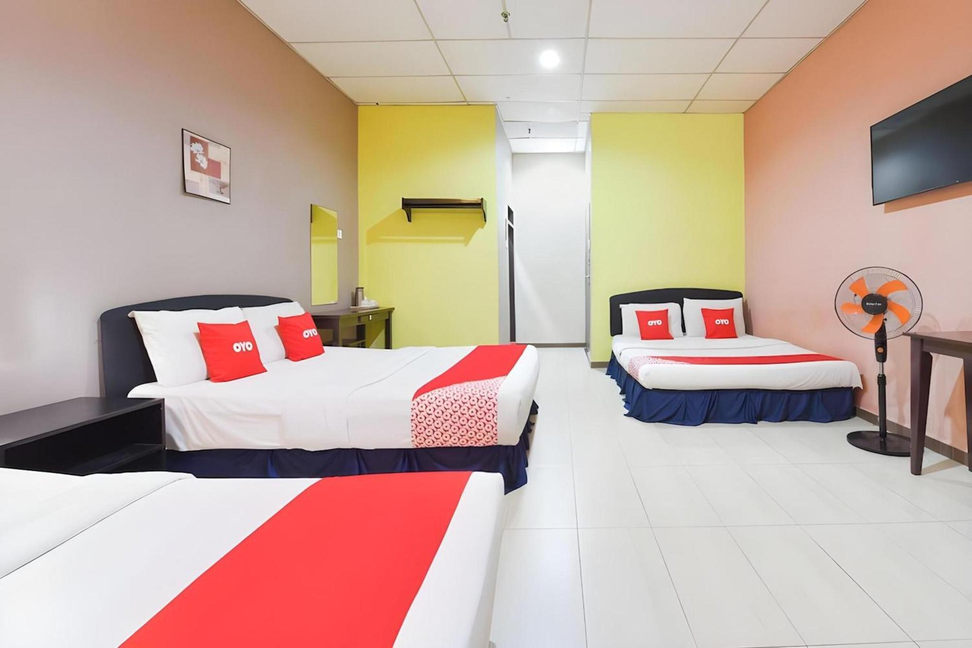โอโย 89588 เดสตินี ริเวอร์ไซด์ โฮเต็ล Hotel โกตาบารู ภายนอก รูปภาพ