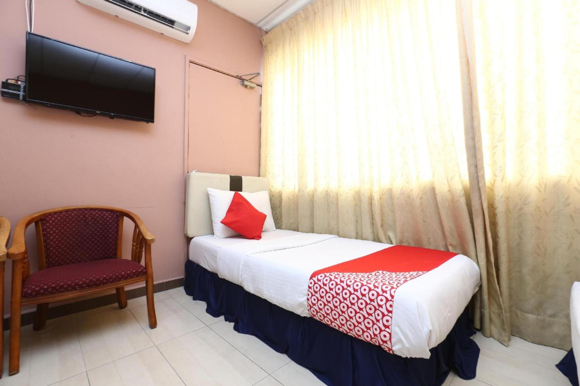 โอโย 89588 เดสตินี ริเวอร์ไซด์ โฮเต็ล Hotel โกตาบารู ภายนอก รูปภาพ