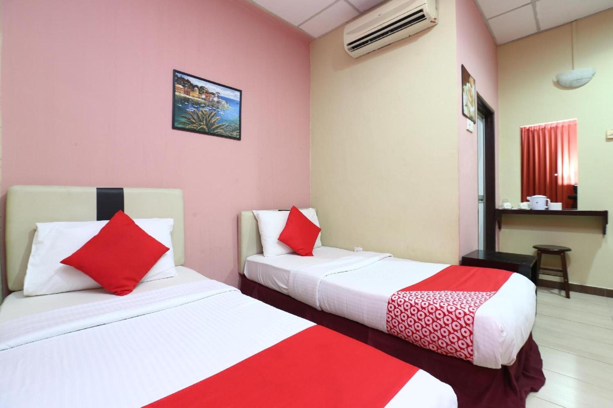 โอโย 89588 เดสตินี ริเวอร์ไซด์ โฮเต็ล Hotel โกตาบารู ภายนอก รูปภาพ