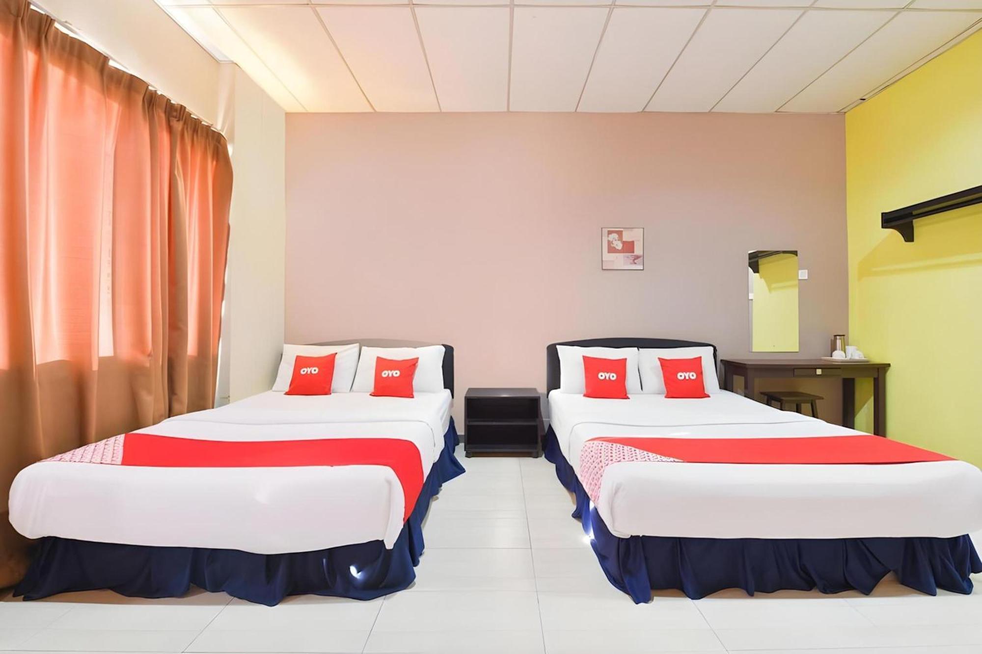 โอโย 89588 เดสตินี ริเวอร์ไซด์ โฮเต็ล Hotel โกตาบารู ภายนอก รูปภาพ