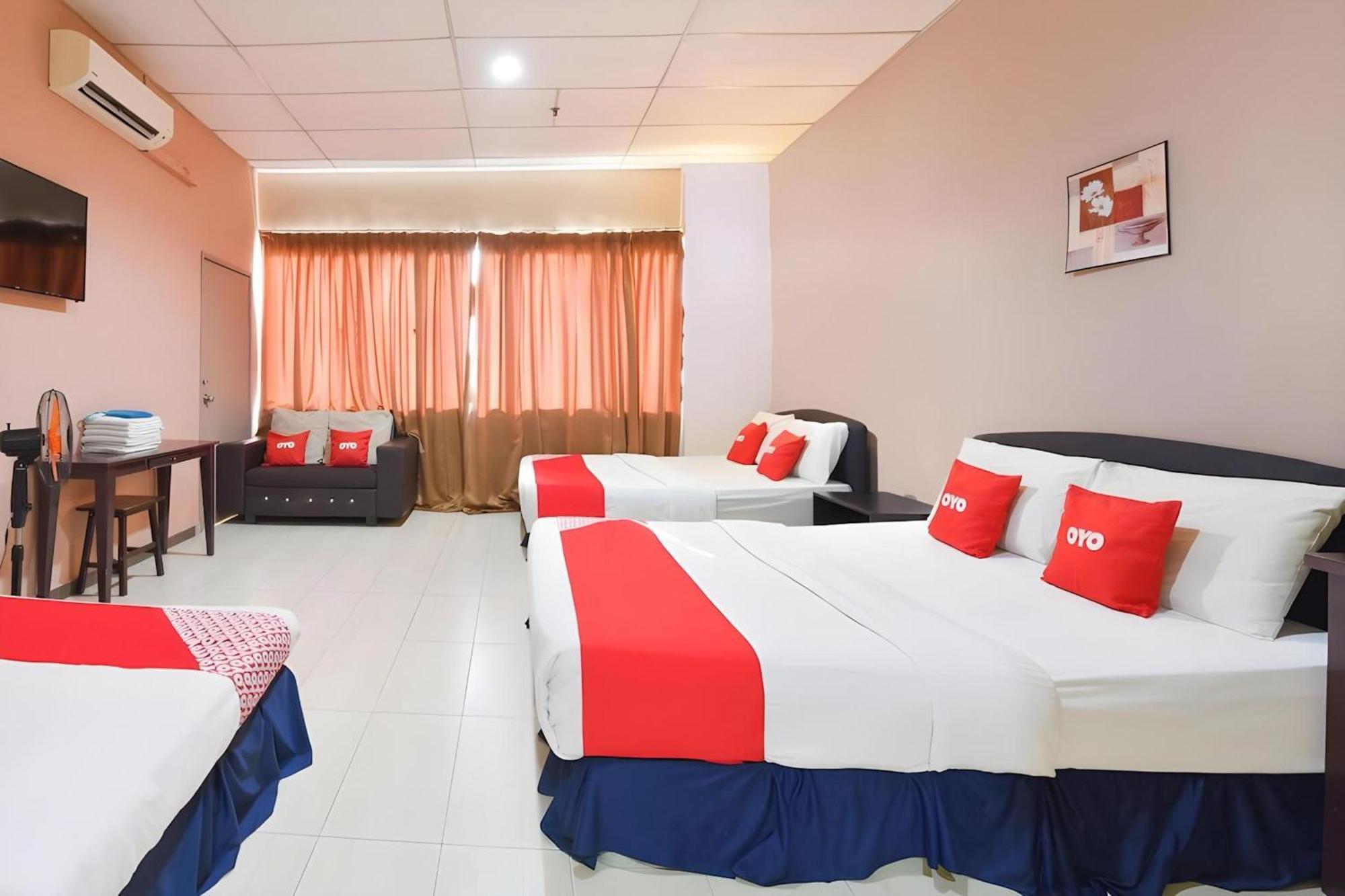 โอโย 89588 เดสตินี ริเวอร์ไซด์ โฮเต็ล Hotel โกตาบารู ภายนอก รูปภาพ