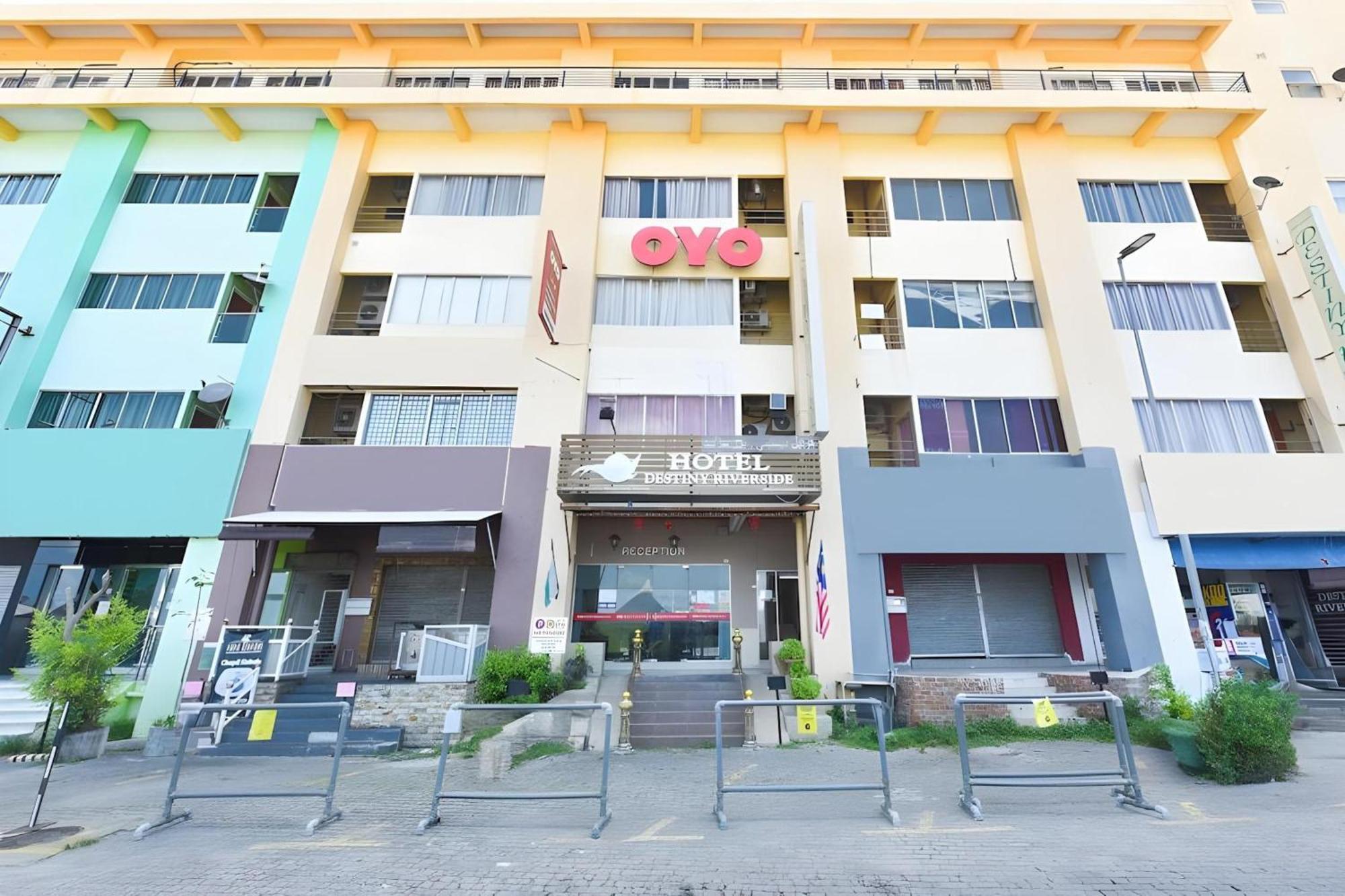 โอโย 89588 เดสตินี ริเวอร์ไซด์ โฮเต็ล Hotel โกตาบารู ภายนอก รูปภาพ