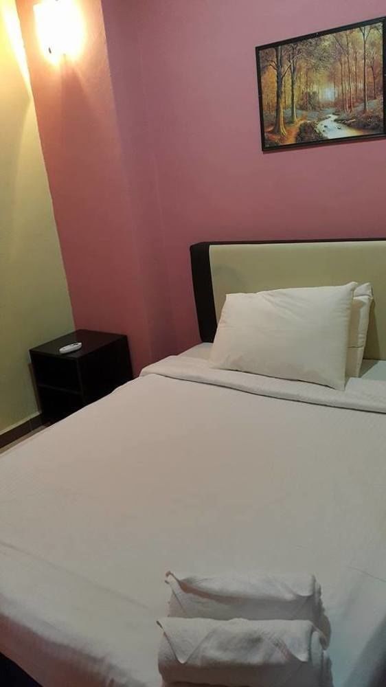 โอโย 89588 เดสตินี ริเวอร์ไซด์ โฮเต็ล Hotel โกตาบารู ภายนอก รูปภาพ